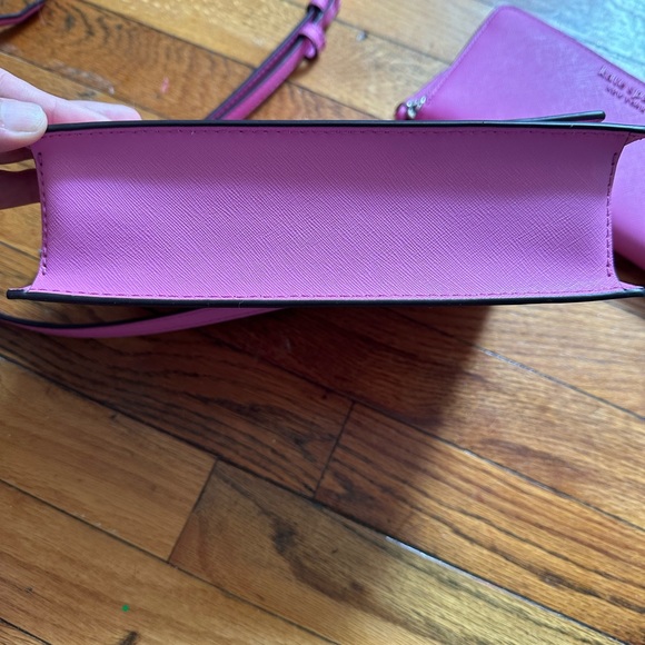 Like new Kate Spade Crossbody & Wallet. Used once for a special occasion! - Picture 4 of 4
